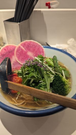 Beautiful looking ramen, but lacking in flavour at Afuri - Shinjuku Sumitomo in Tokyo
