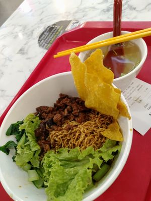 Sarawak kolo noodles $5 at Yi Su Pin 一素品 - AMK in Northeast Singapore