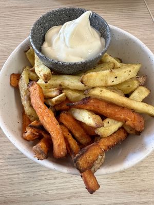 Fries  at Copper Branch in Almere