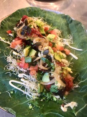 Let's take a peek inside a Kale wrap at Sky High Juice - Daikanyama in Tokyo