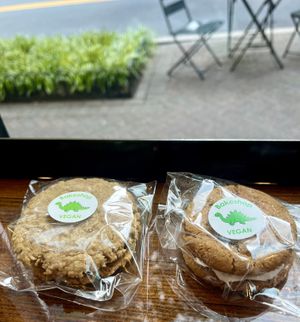 Oatmeal cream pie & ginger snap  at Bakeshop in Arlington