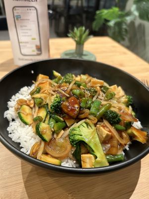 Created my own vegan wok with tofu  at Eazie - Osdorp in Amsterdam