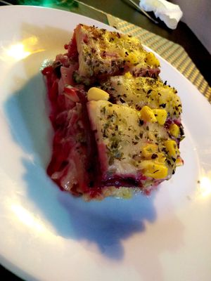 Pizza de verduras at Sultanas Veggie in Oruro