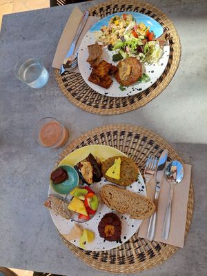 Brunch (sundays, 25eur per person) at PLAT a PLAT in Mallorca
