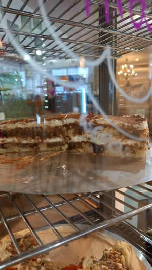 tiramisu kuchen at Defibrillator Secondhand in Bremen