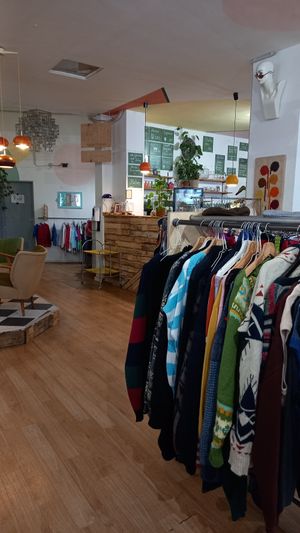  at Defibrillator Secondhand in Bremen