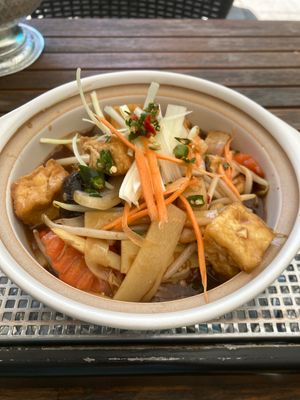 Gebratene Sprossen mit Tofu  at Royal Thai Cuisine in Wuerselen