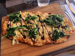 Pizza vegetal at La Plaza in Malaga