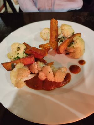 Sweet potatoes and cauliflower at La Plaza in Malaga