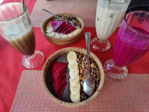 Iced coconut cappuccino, strawberry and chocolate smoothie bowls, iced coconut latte and dragonfruit juice at Pineapple Resto in 