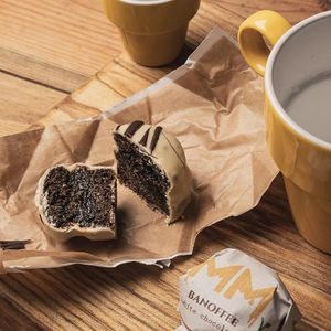 Deliciosos Marmels vegan e bio at Mercearia Avulso in Vila Nova De Milfontes