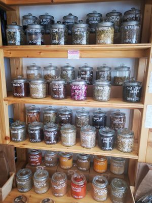 Chás e especiarias  at Mercearia Avulso in Vila Nova De Milfontes