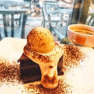 vegan chocolate cake... made with Rakanka sugar (monk fruit) with whipped cream and YUZU ice cream on top.  (you can choose cream and ice cream)
BEST chocolate cake ever!!! at Kick Back Cafe in Tokyo