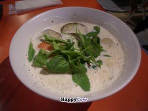 Soymilk Veggie Ramen (980yen) at Kick Back Cafe in Tokyo