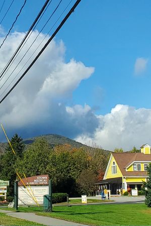 outside patio at GiraKofi in Stowe