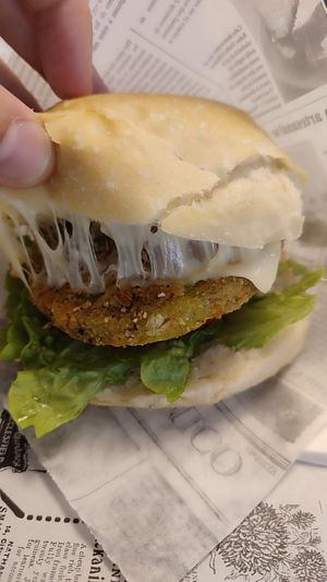 Hamburguesa at O Aviador Burgers in Ourense