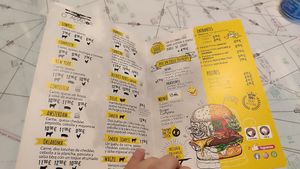 Carta at O Aviador Burgers in Ourense