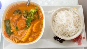 Boba House Vegetable Curry  at Boba House in Greensboro