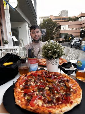 Vegan Diabla Pizzaa  at Totale Pizzeria - Saldanha in Lisbon