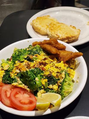  at Ro's Diner in Brooklyn