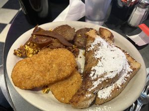 French toastt  at Ro's Diner in Brooklyn