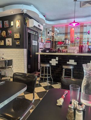  at Ro's Diner in Brooklyn