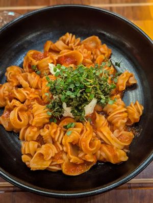 Radiatori

(calabrian chili, red sauce, ricotta, basil, pesto) at Twelvemonth in Burlingame