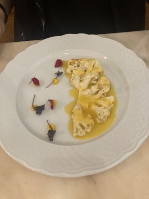 Cauliflower to accompany the “duck” dish  at Remédio Santo - Baixa in Porto