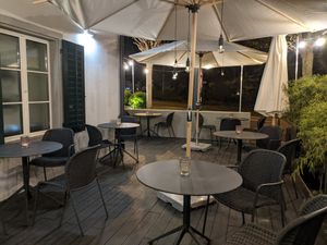 Outdoor seating at Barfüsser Sushi Bar & Lounge in Adliswil