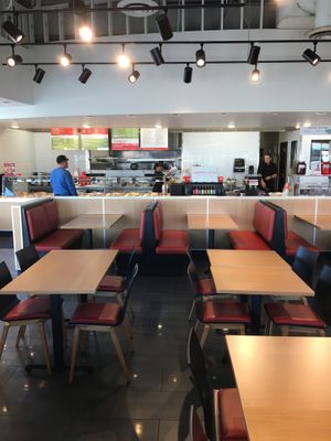 Dining area at Leeann Chin in Apple Valley