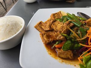 Spicy Ginger JAE at Mai Thai Restaurant in Alexandria