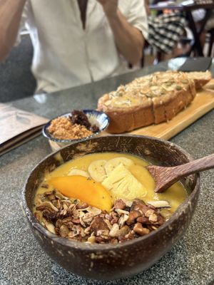 Smoothiebowl & banana bread (not vegan!)  at An Ơi Cafe & Bakery in Con Dao