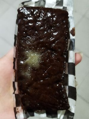 Brownie de chocolate at Pez Vegano in Mexico City
