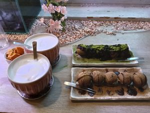  at Cafe Chairo in Tokyo