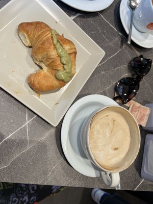 Vegan croissant and coffee   at Dolce Vita in Venice