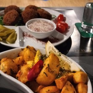 Leckere Bratkartoffeln at Le Cédre  in Konstanz