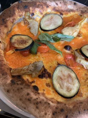 Orto contemporaneo   at Pizzeria Vincenzo Capuano in Naples