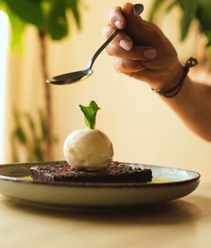 Brownie con sorbete de fruta de la pasión at Baobab Soul Kitchen & Bar in Alicante