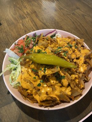 Plant based kebab on rice with vegan sriracha mayo  at Le Kebab Rosenlundsgatan in Stockholm
