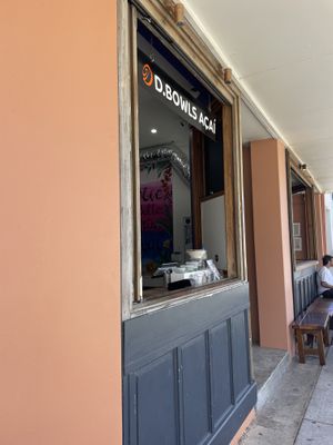   at D Bowls in Bondi Beach