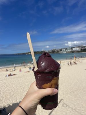 Favourite açai in Sydney  #Veganuary at D Bowls in Bondi Beach