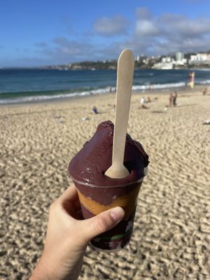   at D Bowls in Bondi Beach