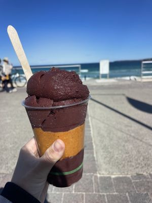   at D Bowls in Bondi Beach