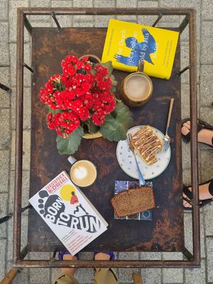 Vegan banana bread, flat white and then americano and vegetarian cinnamon cake at Coffee Circus Porto in Ta Xbiex