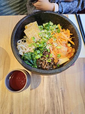 Vegan bibimbap at Bowls in Bruges
