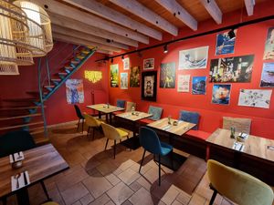 Downsrairs, side room at Bowls in Bruges