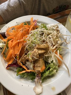 Seaweed and tofu salad  at La Cereria in Barcelona