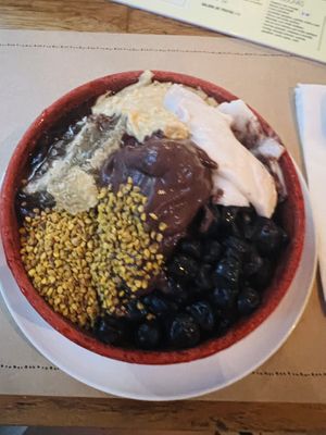 Açaí Samurai  at Empório Frutaria  in Sao Paulo