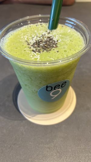 Green smoothie  at Bee9 in Osaka