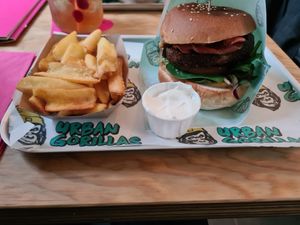 Inspiration Burger with Fries and Mayo at Urban Gorillas - Vegan Revolution in Dusseldorf